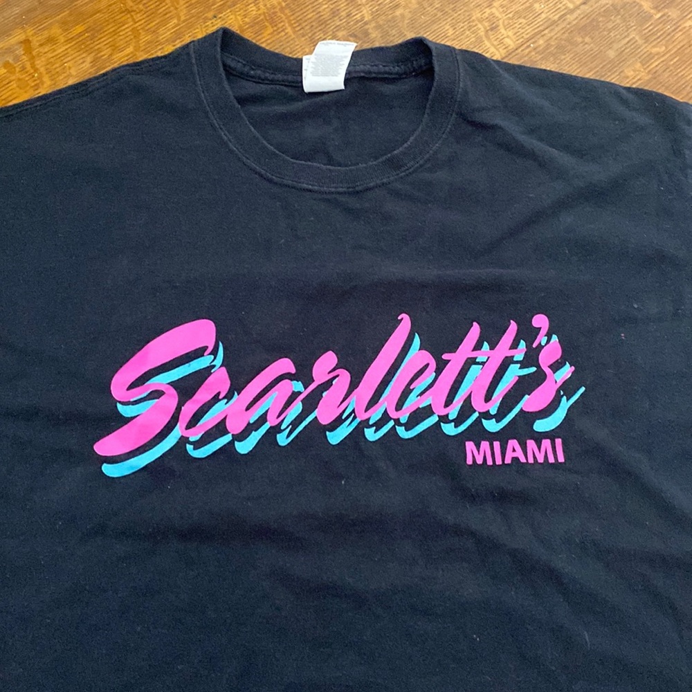 Scarlett’s Miami graphic tshirt